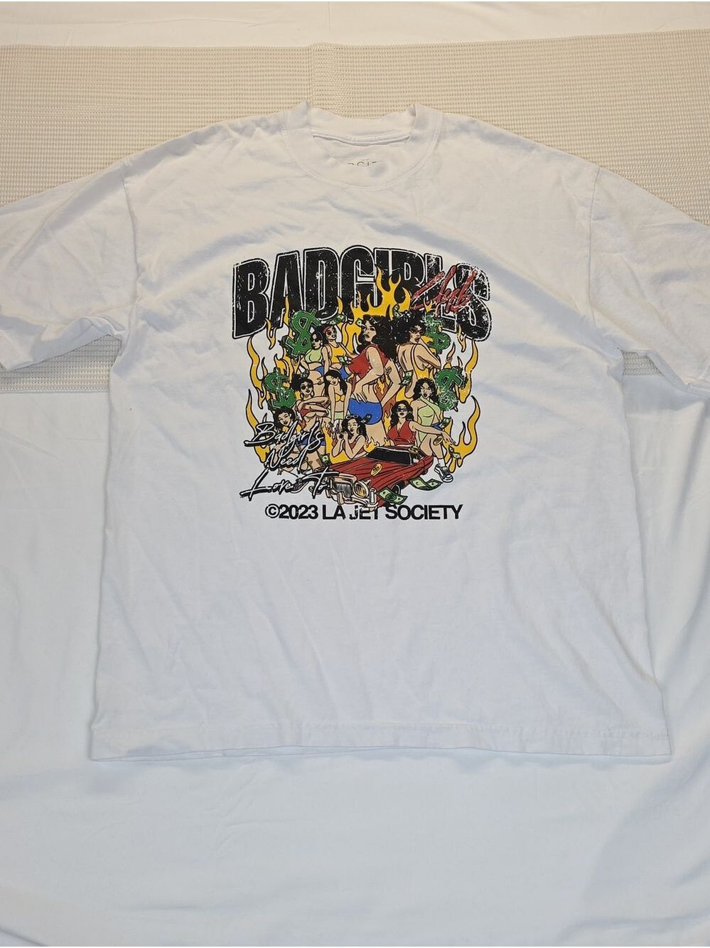 Society White 'Badgirls' Multicolor Graphic Long Sleeve Tee Large